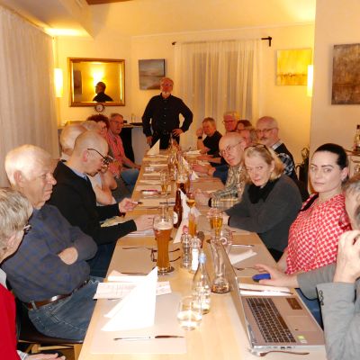 P09-Information über die neue Saison